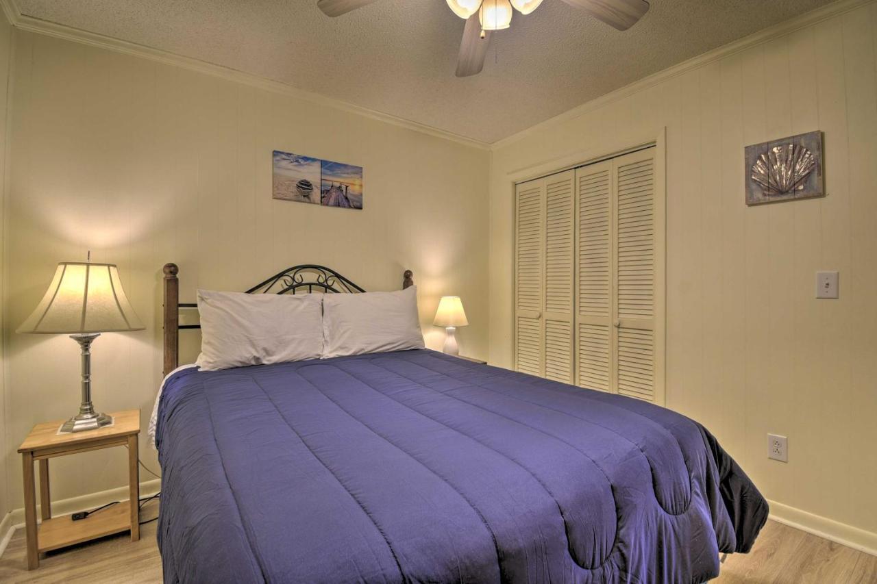 Bright North Myrtle Beach Condo Walk To Beach! Exterior photo