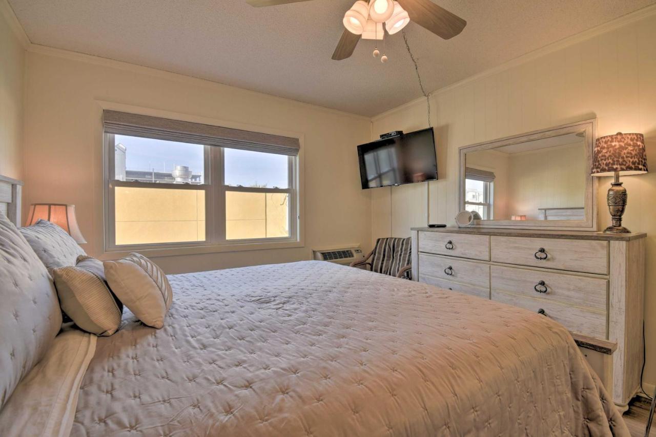 Bright North Myrtle Beach Condo Walk To Beach! Exterior photo