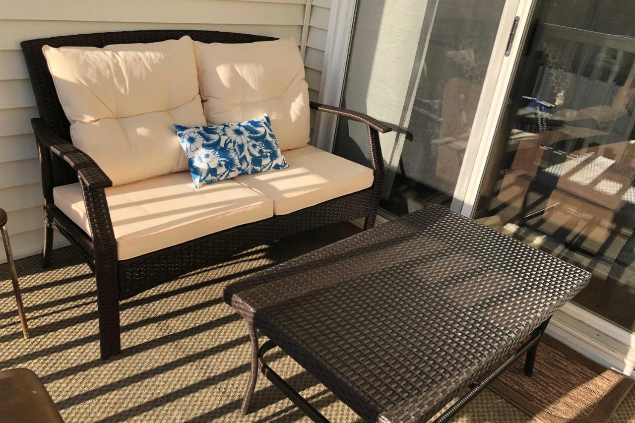 Bright North Myrtle Beach Condo Walk To Beach! Exterior photo